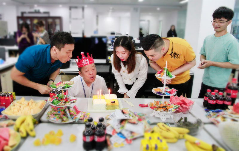 賽為8月員工生日會，奮斗不止，創(chuàng)新不止！